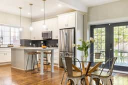 BWH · Chic 4BR 3BA Historic Home Near Country Club Plaza