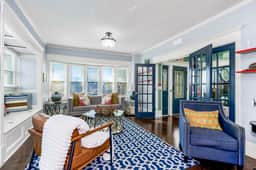 Ten6Teen · Grand Mansion: 6BR, 5.5BA Near Top  KC Attractions