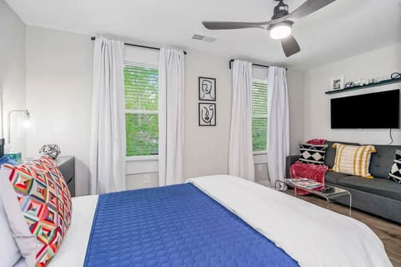 Chase House on Forest · 2BR with Private Baths | 30+ Day Stays