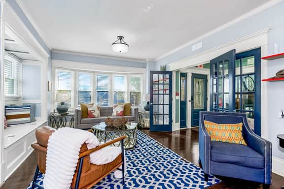 Ten6Teen · Grand Mansion: 6BR, 5.5BA Near Top  KC Attractions