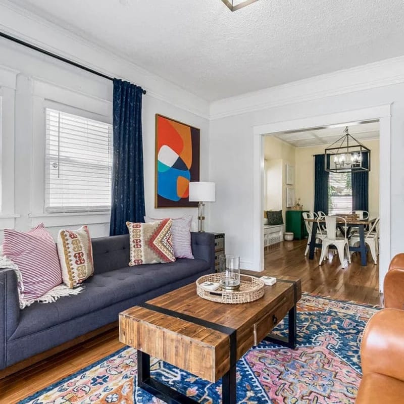 BEH · Spacious 4BR Near Plaza & Westport | Ideal for Groups & Gatherings
