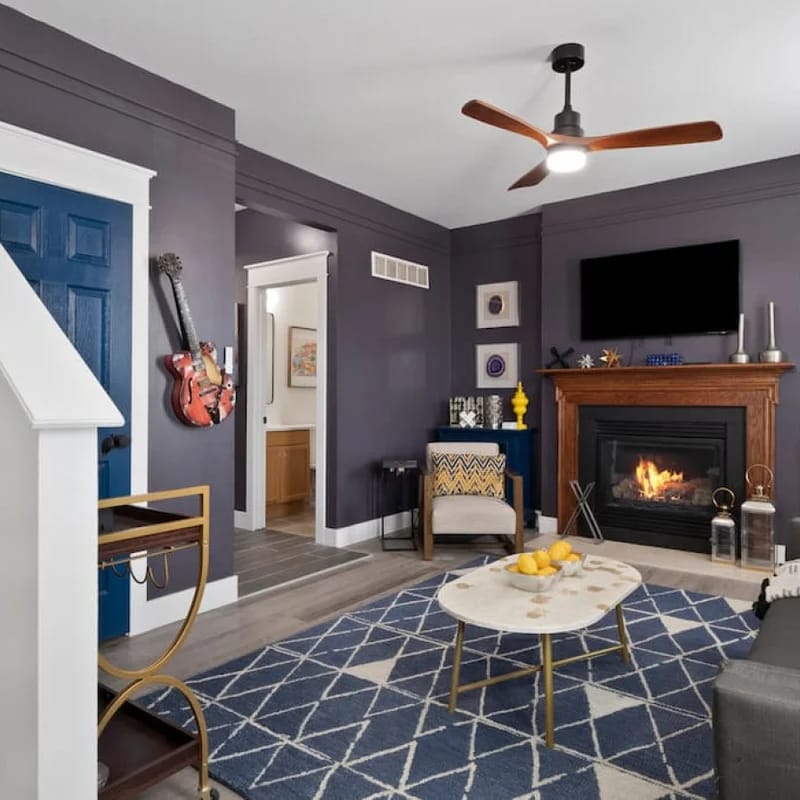 Hunter House  · Modern Escape: 5BR/2.5BA  Near St. Louis Must-Sees